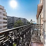 Hotel Naomi 2*