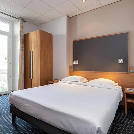 Modern Waikiki Отель 2*