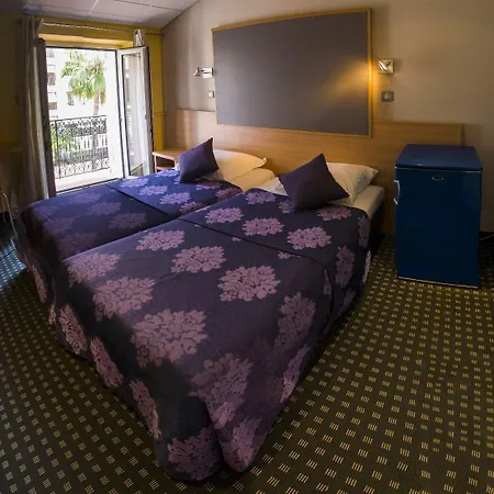 Modern Waikiki فندق كان