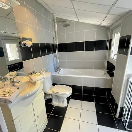 Modern Waikiki 2* كان