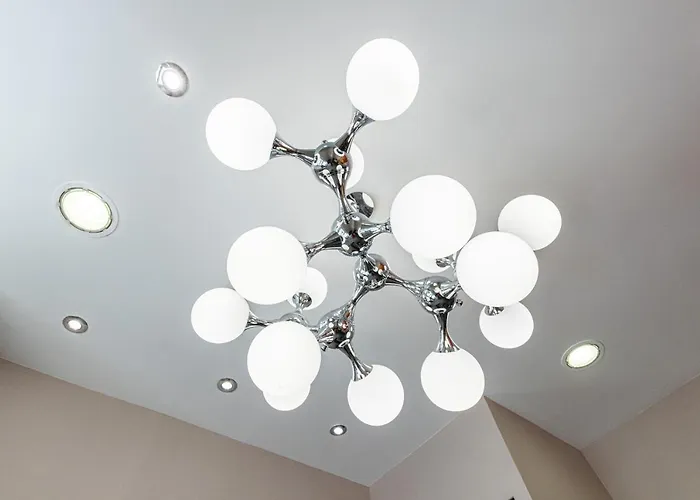 Modern Waikiki Cannes