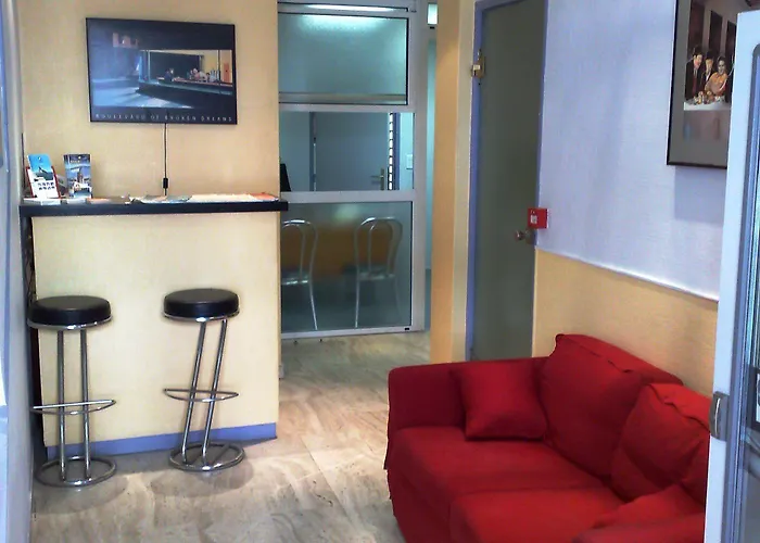 Hotel Modern Waikiki 2*