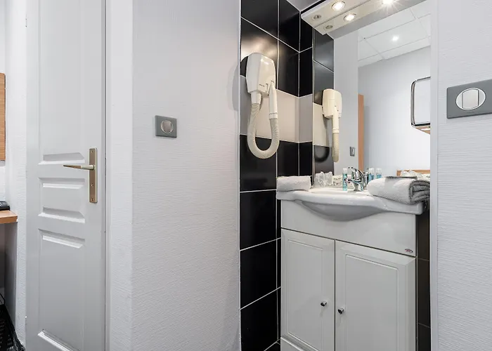 Hotel Modern Waikiki 2*