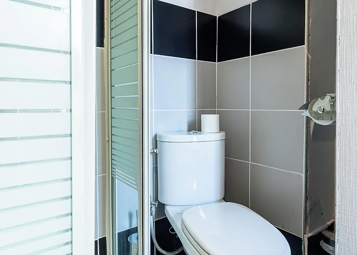 Modern Waikiki 2* Cannes